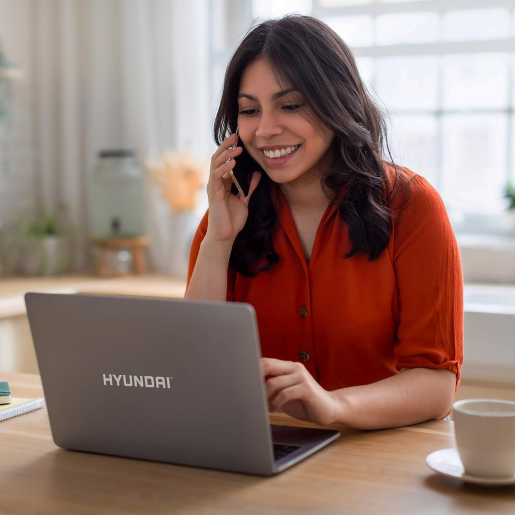 Laptop Hyundai HyBook 14.1" HD - Intel Celeron N4020, 4GB RAM, 128GB SSD, USB-C, Win 11 Home S, Gris Espacial
